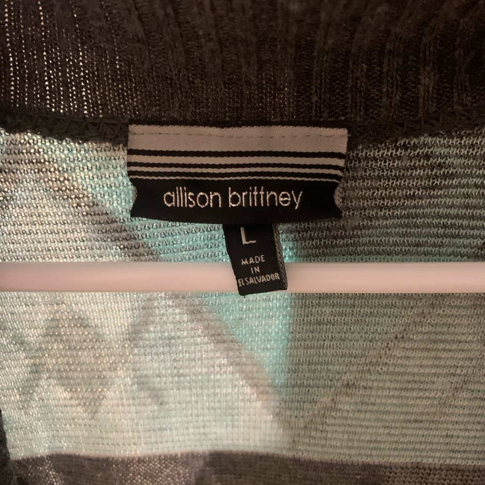 Cardigan - Picture 2 of 3